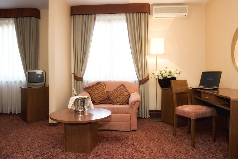 Classic Hotel Krakow Phòng bức ảnh