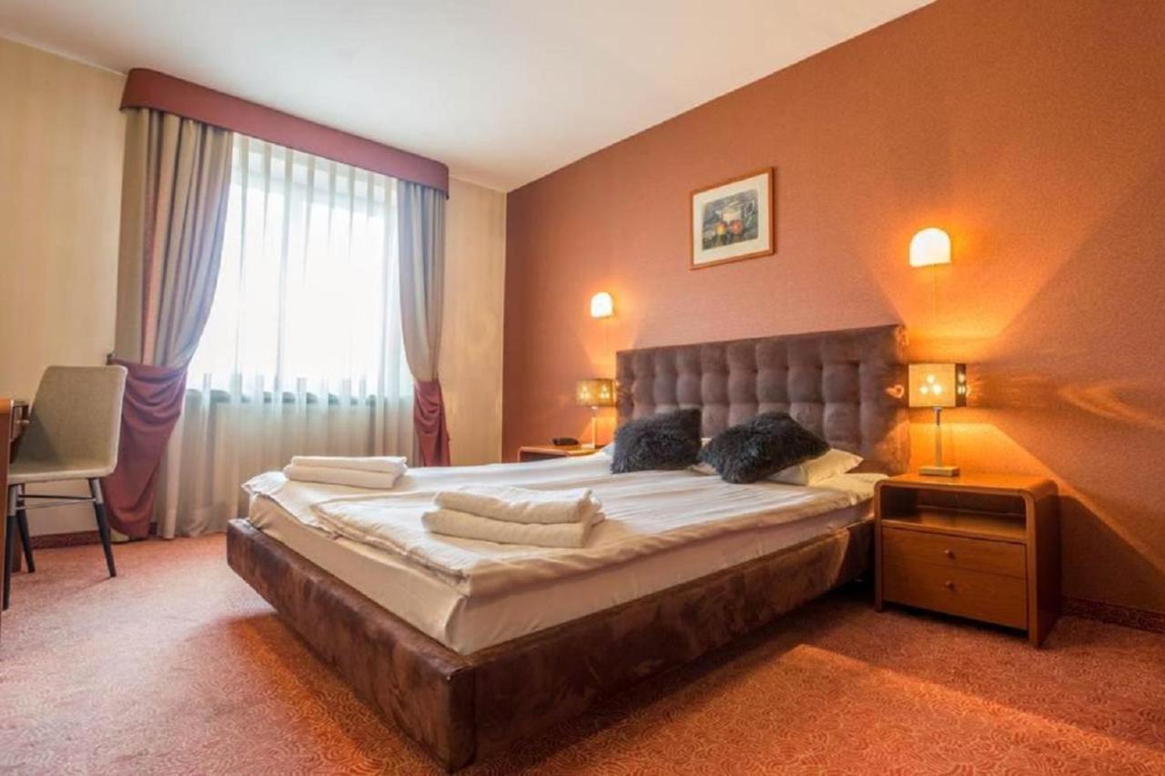 Classic Hotel Krakow Ngoại thất bức ảnh