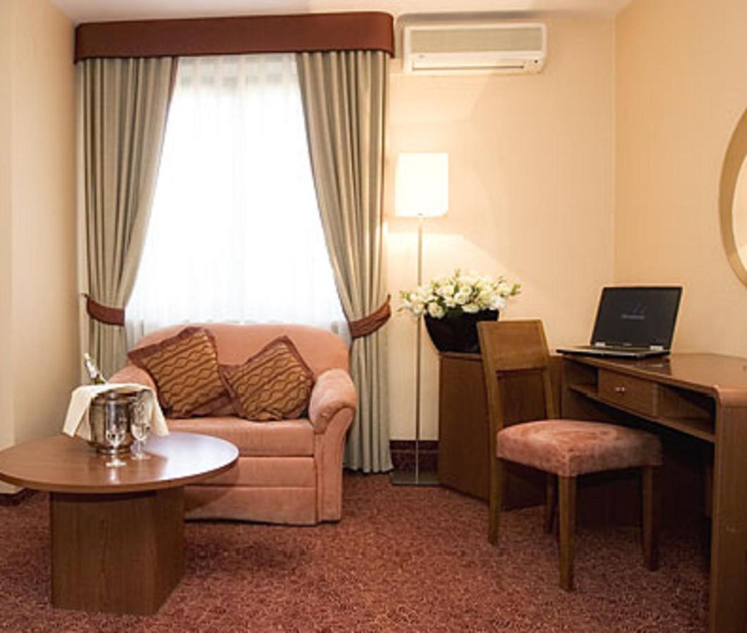 Classic Hotel Krakow Ngoại thất bức ảnh